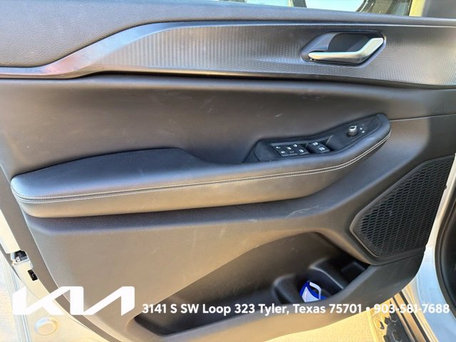 Used 2023 Jeep Grand Cherokee L Laredo AWD/4WD image 14