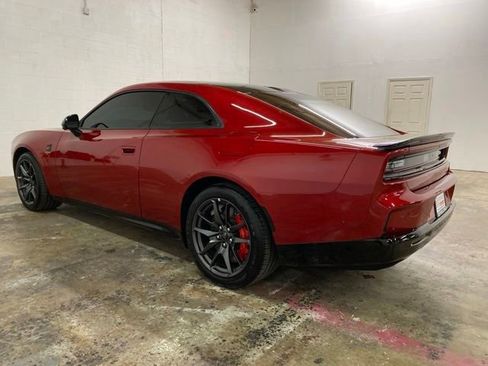 Used 2024 Dodge Charger Daytona Scat Pack w/ Plus Group AWD/4WD image 3