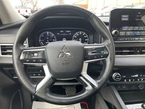 Used 2024 Mitsubishi Outlander Ralliart image 29