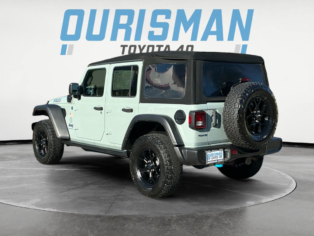 Used 2024 Jeep Wrangler Unlimited AWD/4WD image 5