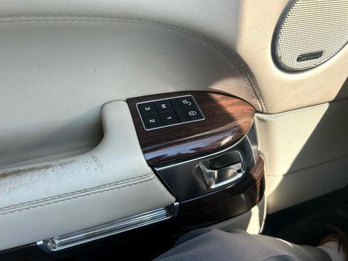 Used 2016 Land Rover Range Rover HSE image 21