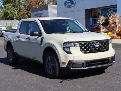New 2025 Ford Maverick XLT