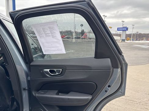 Certified 2023 Volvo XC60 B5 Plus w/ Climate Package image 31