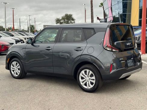 Certified 2024 Kia Soul LX FWD image 4