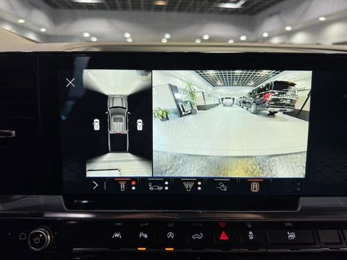 Certified 2024 GMC Sierra 1500 SLE w/ Preferred Package image 21