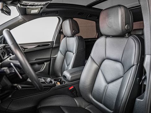 Used 2024 Porsche Macan image 5