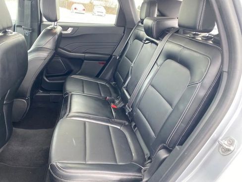 Used 2023 Ford Escape Platinum image 18
