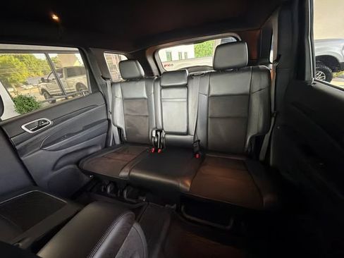 Used 2020 Jeep Grand Cherokee Altitude AWD/4WD image 16