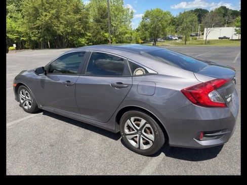 Used 2018 Honda Civic LX image 7