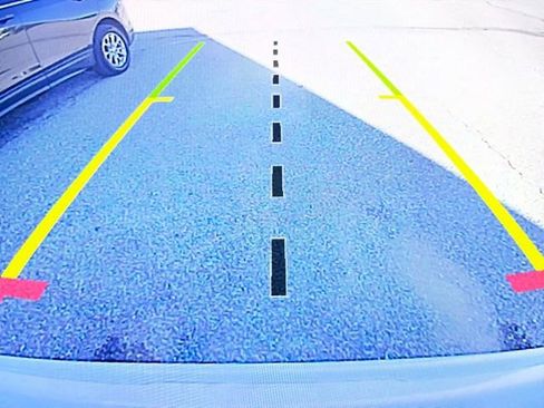 Used 2024 Jeep Compass Latitude image 25