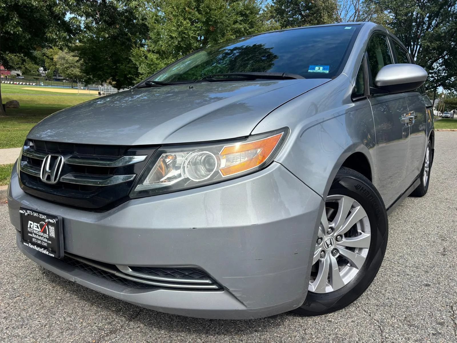 Used 2016 Honda Odyssey SE image 1