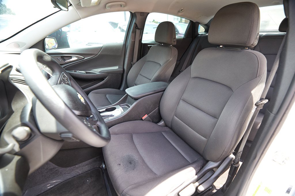 Used 2019 Chevrolet Malibu LS FWD image 10