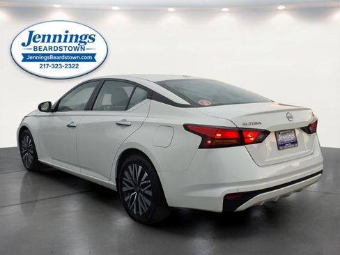 Used 2025 Nissan Altima 2.5 SV FWD image 3