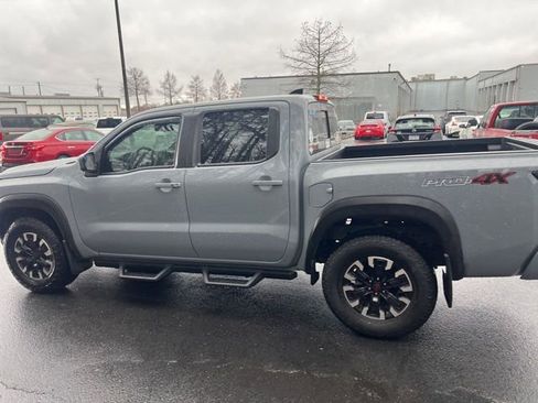 Used 2024 Nissan Frontier PRO-4X w/ Off-Road Protection Package image 8