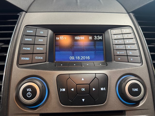 Used 2014 Ford Taurus SEL FWD image 5