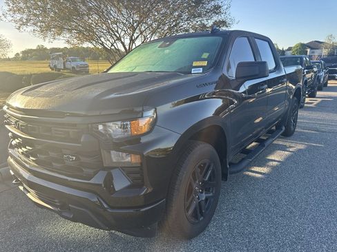 Certified 2024 Chevrolet Silverado 1500 Custom w/ Rally Edition image 5