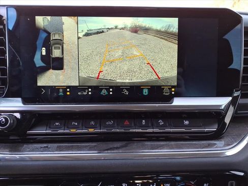 Used 2023 Chevrolet Silverado 1500 LTZ w/ LTZ Premium Package image 24