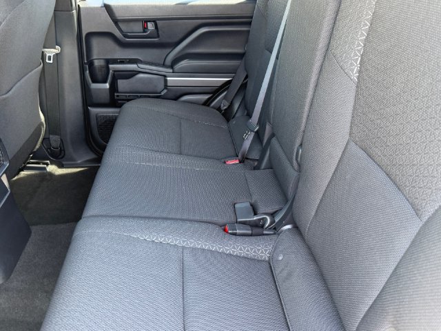 Used 2026 Toyota 4Runner SR5 AWD/4WD image 27
