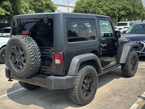 Used 2017 Jeep Wrangler Sport AWD/4WD image 6