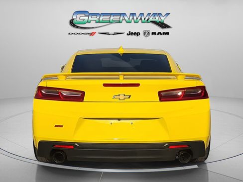 Used 2018 Chevrolet Camaro SS image 3