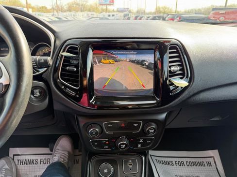 Used 2017 Jeep Compass Limited image 15