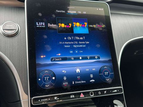 Used 2025 Mercedes-Benz C 300 4MATIC Sedan image 24