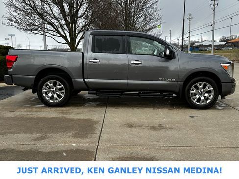 Certified 2024 Nissan Titan SV w/ SV Convenience Package image 2