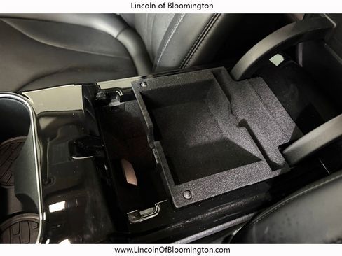 Certified 2022 Lincoln Nautilus Reserve w/ Equipment Group 201A image 33