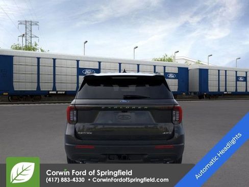New 2026 Ford Explorer Active image 5
