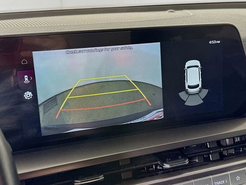 Used 2025 Kia Telluride S image 9