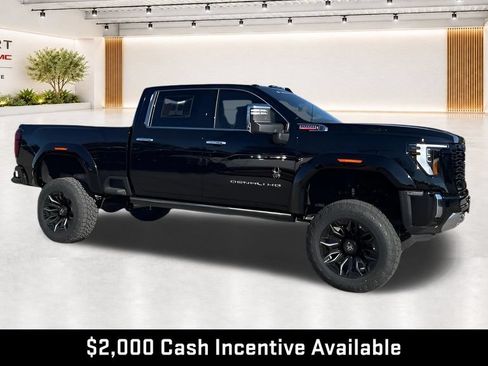 New 2026 GMC Sierra 2500 Denali w/ Denali Reserve Package AWD/4WD image 16