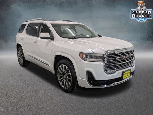 Used 2023 GMC Acadia Denali w/ Denali Ultimate Package AWD/4WD image 3