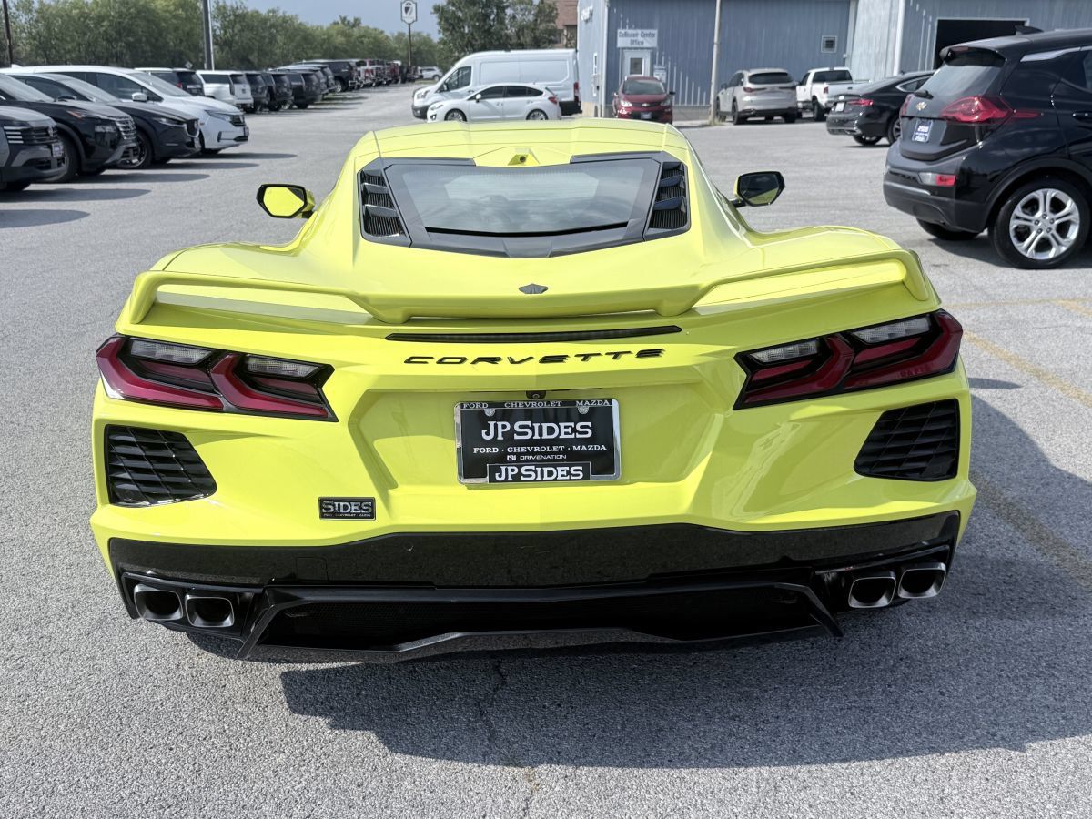 Used 2021 Chevrolet Corvette Stingray Preferred Cpe w/ Z51 Performance Package RWD image 6
