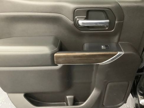 Used 2020 Chevrolet Silverado 1500 RST image 5