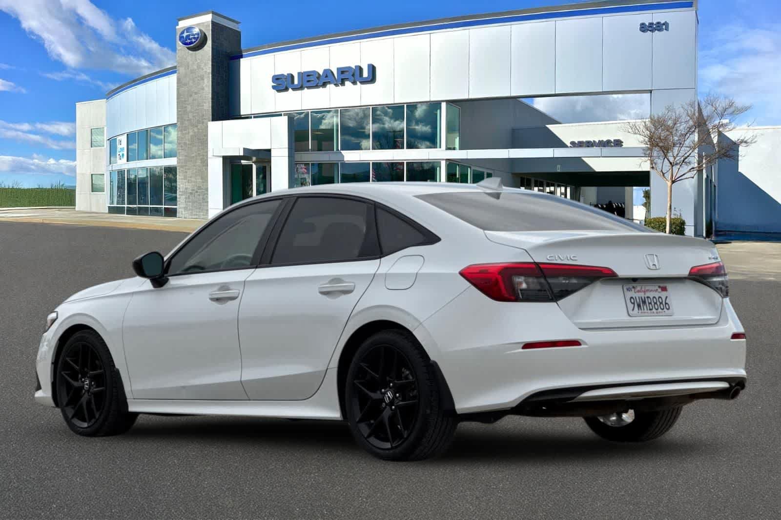 Used 2023 Honda Civic Sport image 8
