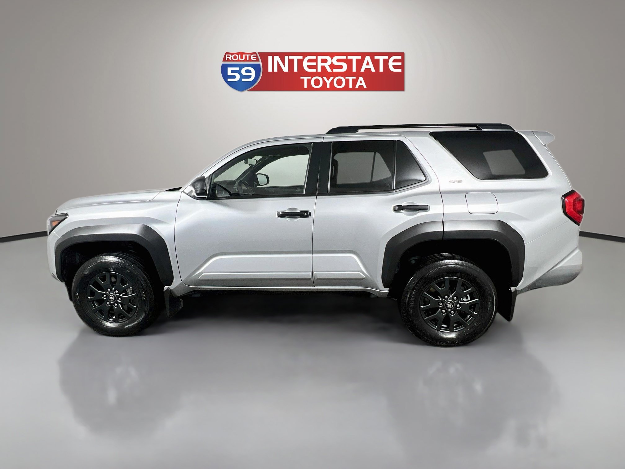 Used 2026 Toyota 4Runner SR5 AWD/4WD image 4
