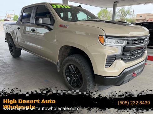 Used 2022 Chevrolet Silverado 1500 LT Trail Boss w/ Convenience Package II image 1