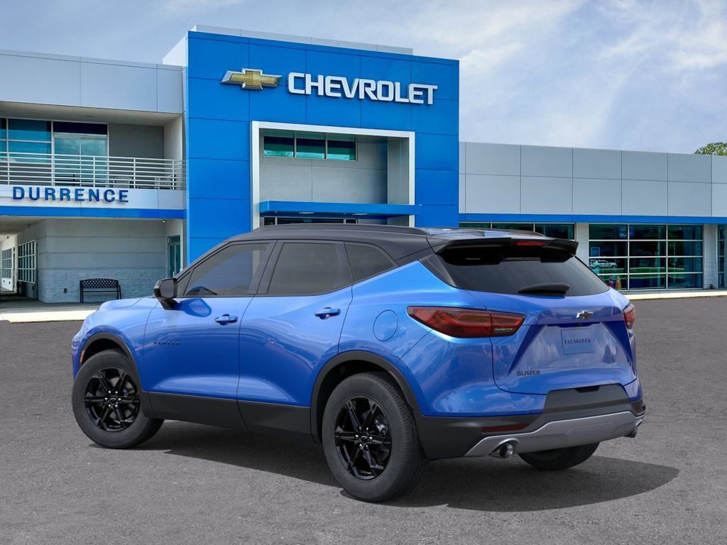 New 2026 Chevrolet Blazer LT w/ Midnight/Sport Edition FWD image 3