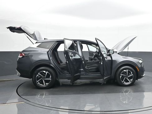 Used 2023 Kia Sportage LX image 26