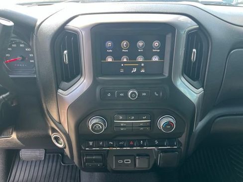 Used 2024 Chevrolet Silverado 2500 Custom w/ Custom Value Package AWD/4WD image 20