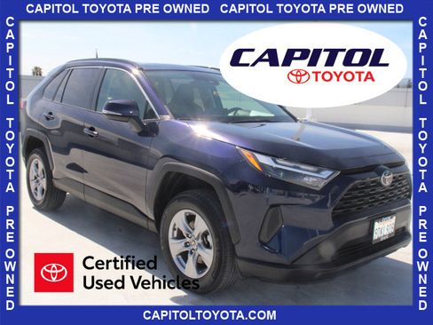 Certified 2022 Toyota RAV4 XLE w/ Convenience Package FWD image 1