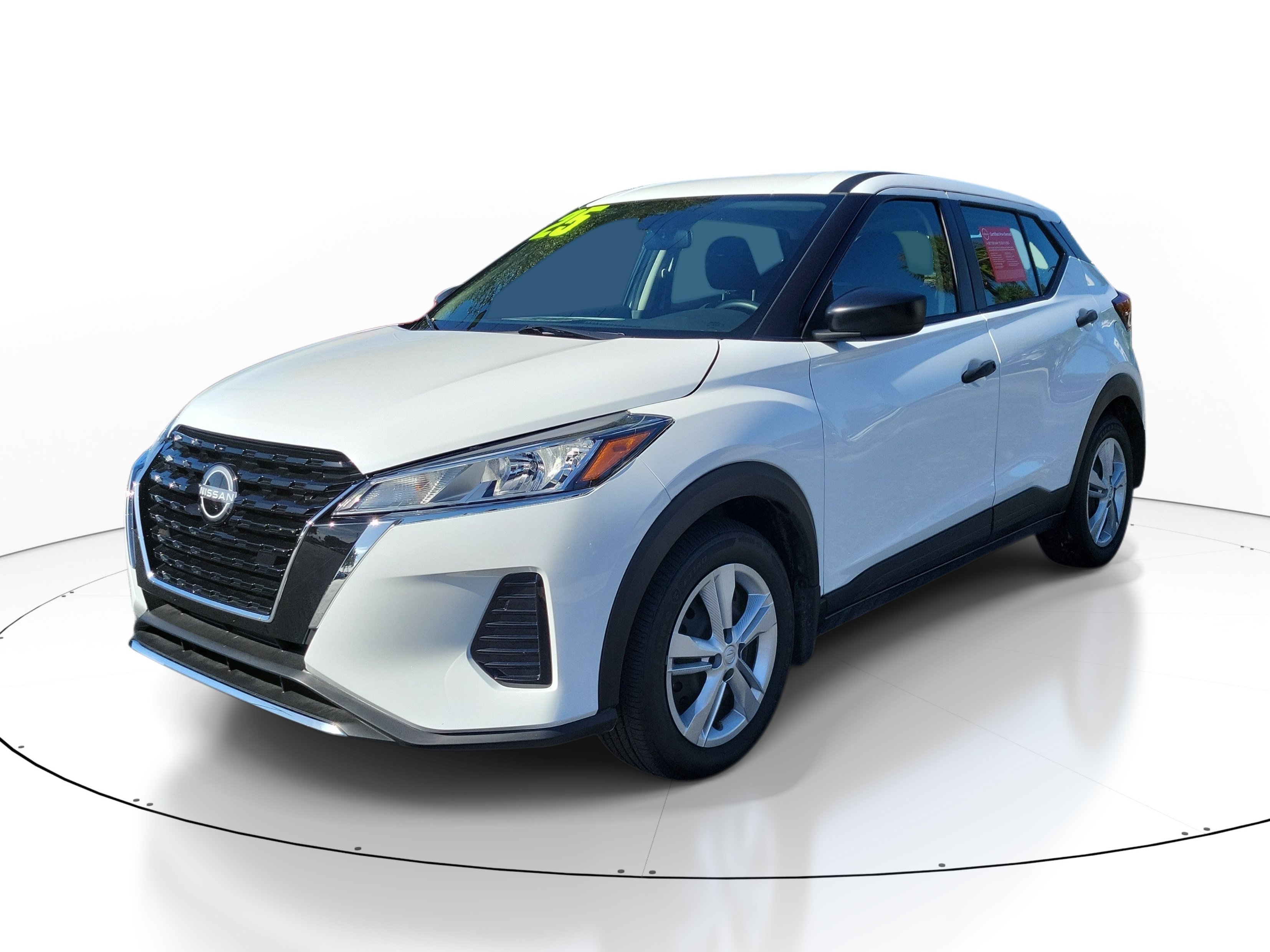 Certified 2025 Nissan Kicks Play S FWD image 3