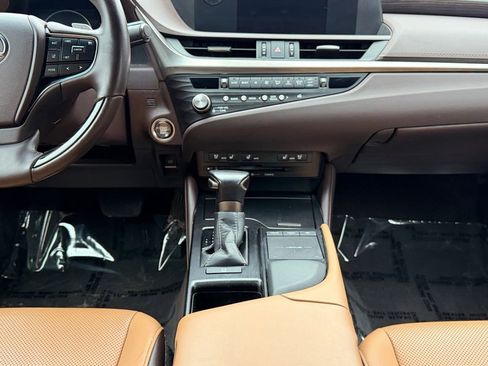 Used 2021 Lexus ES 250 w/ Premium Package image 11