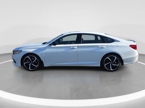 Used 2022 Honda Accord Sport image 8