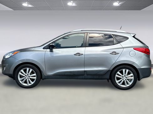 Used 2012 Hyundai Tucson Limited FWD image 2