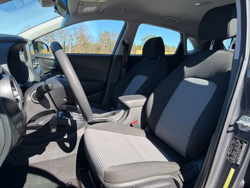 Used 2022 Hyundai Kona SE w/ Cargo Package image 22