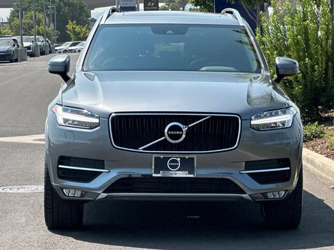 Used 2016 Volvo XC90 T6 Momentum w/ Momentum Plus Package AWD/4WD image 8