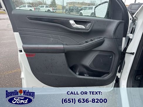 Used 2022 Ford Escape SEL w/ SEL Stealth AWD Package image 30