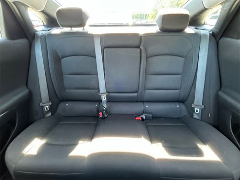 Used 2024 Chevrolet Malibu LT image 23