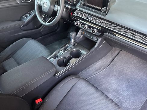 Used 2025 Honda Civic LX image 17